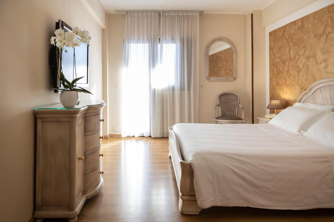 Grand Hotel Del Parco Пескассеролі Екстер'єр фото