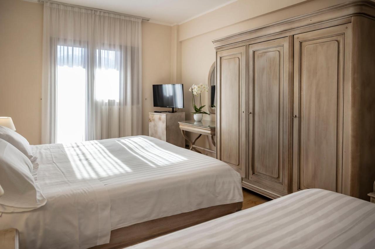 Grand Hotel Del Parco Пескассеролі Номер фото