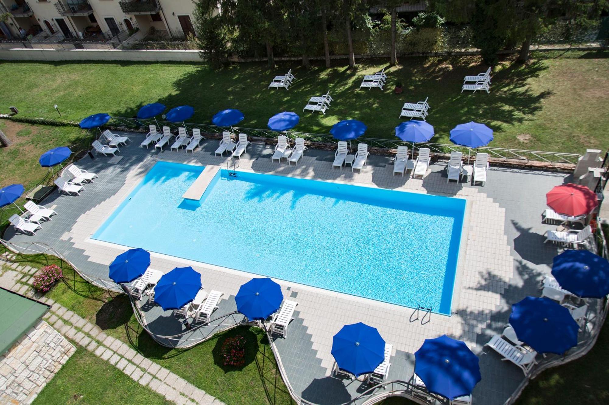 Grand Hotel Del Parco Пескассеролі Екстер'єр фото