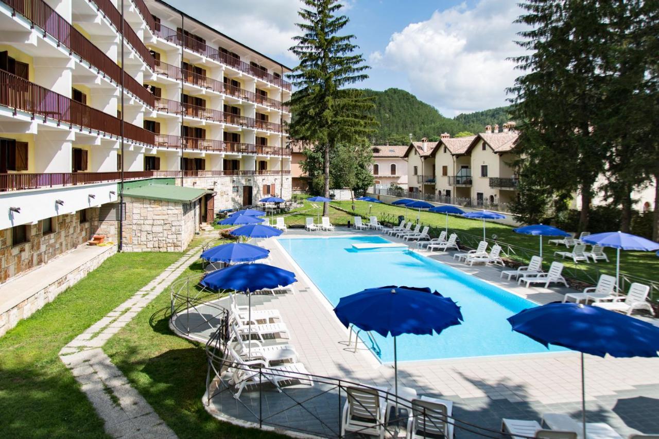 Grand Hotel Del Parco Пескассеролі Екстер'єр фото